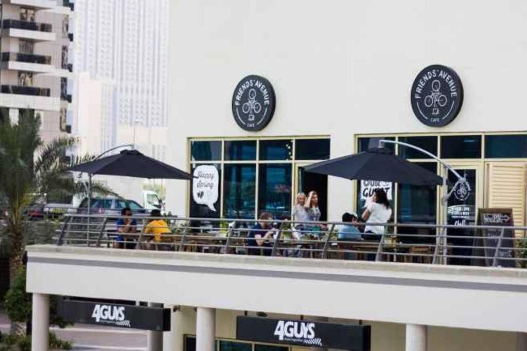 Bright And Spacious 2 Bedrooms With Views In Jlt Near Marina And Jbr Apartment