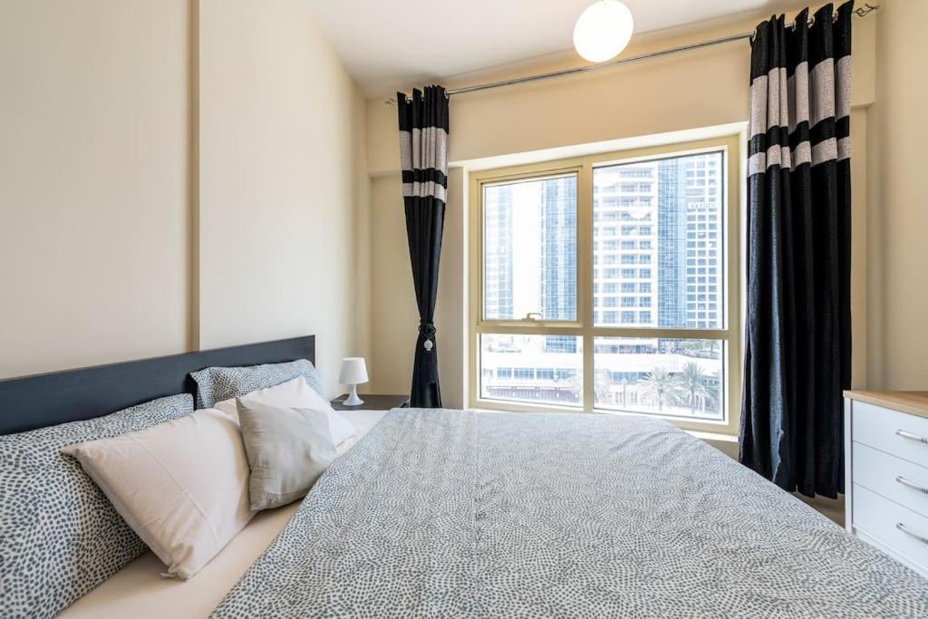 Apartment Bright And Spacious 2 Bedrooms With Views In Jlt Near Marina And Jbr